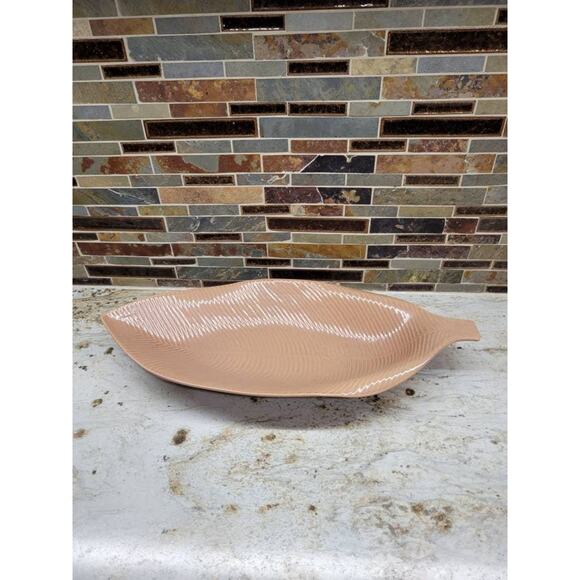 Vintage Red Wing Pottery Banana Leaf Dish M1453, Large Mid Century Modern - Picture 1 of 6